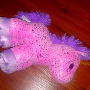 Last chance;) 4 for$8 Plush unicorn